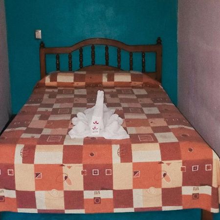 Hotel Lirice Colonial Comitan de Dominguez Kültér fotó