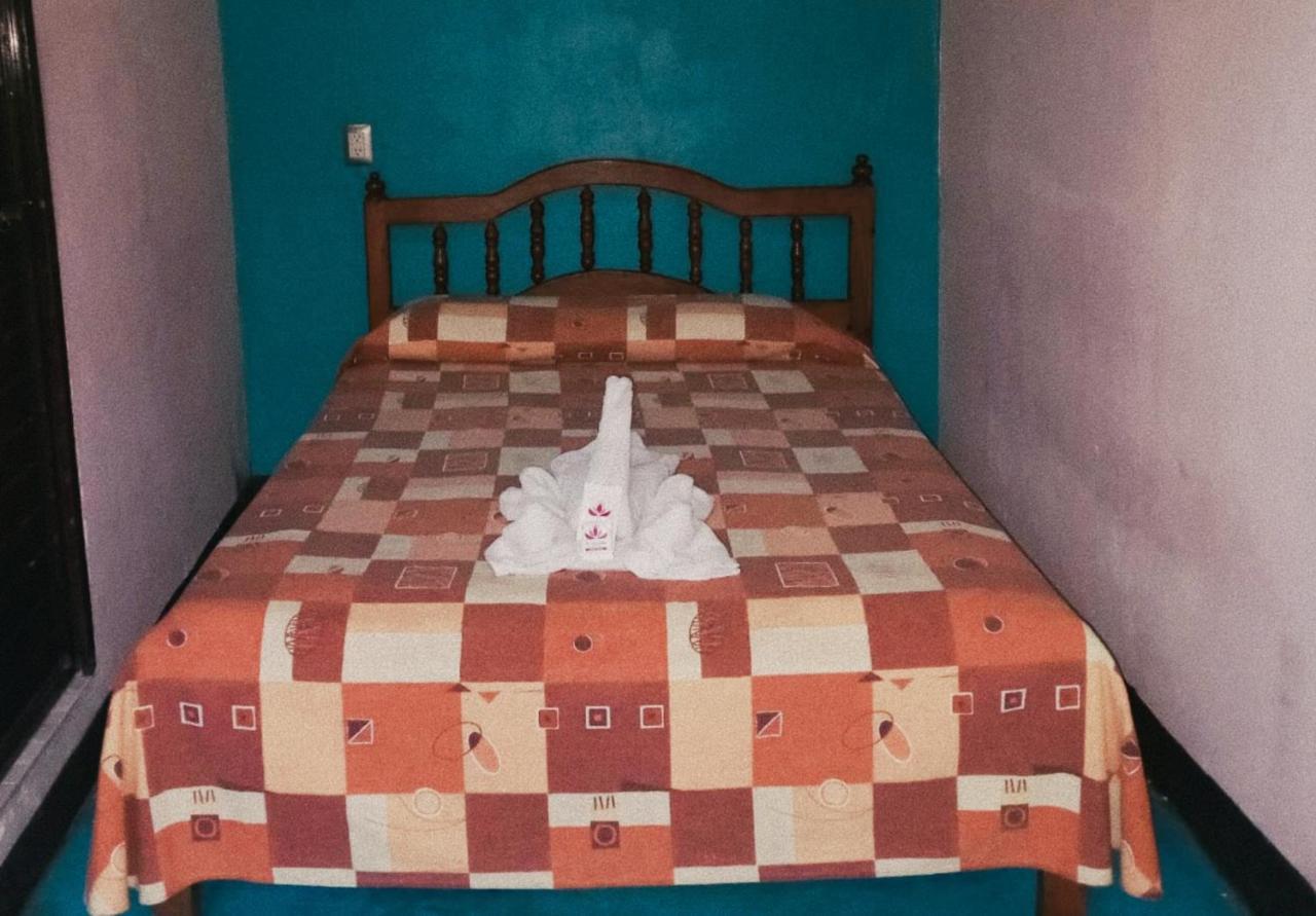 Hotel Lirice Colonial Comitan de Dominguez Kültér fotó