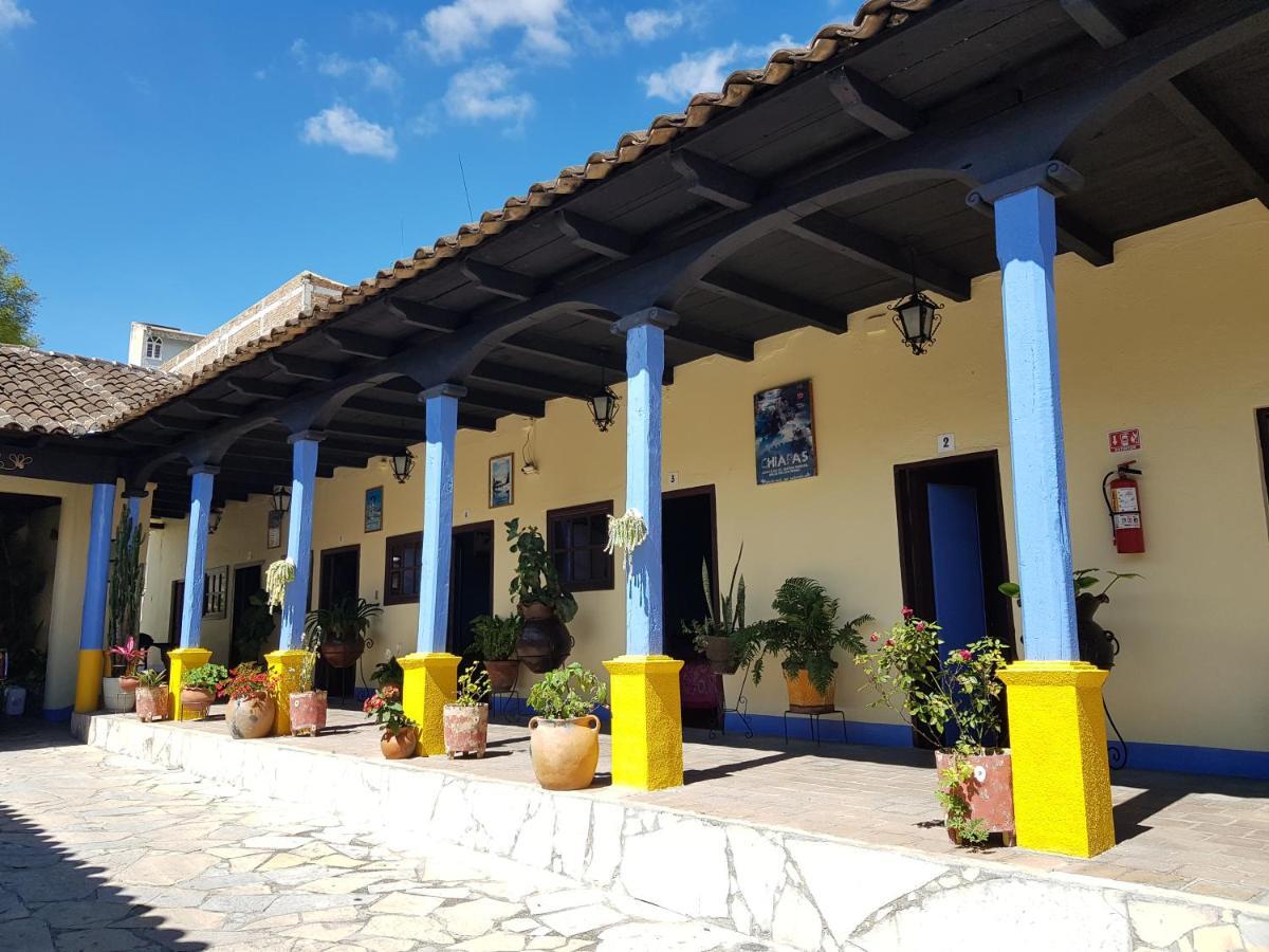 Hotel Lirice Colonial Comitan de Dominguez Kültér fotó