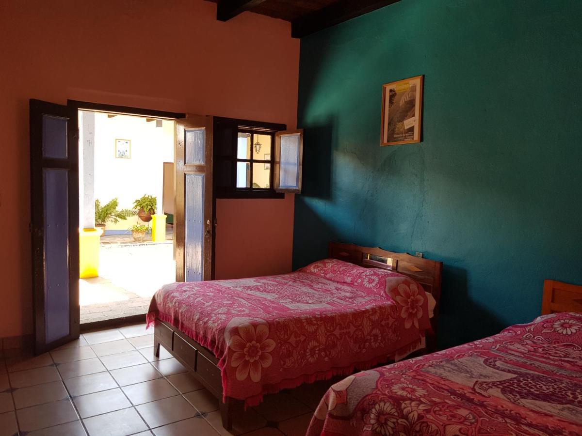 Hotel Lirice Colonial Comitan de Dominguez Kültér fotó